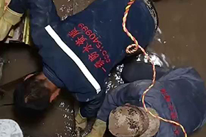 陵水电梯井堵漏施工视频